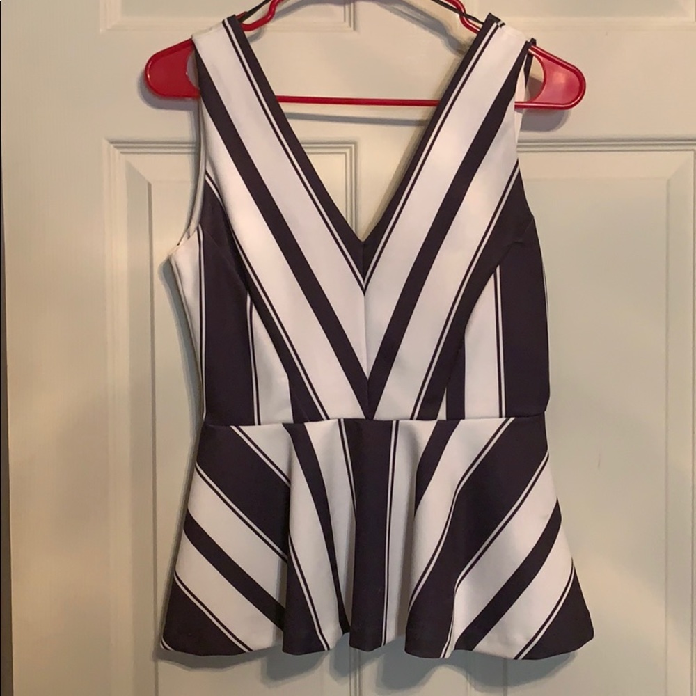 Navy and white sleeveless HM blouse